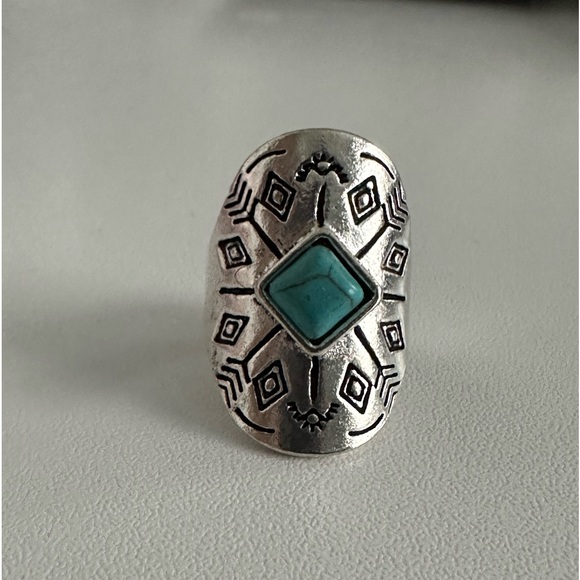 Ring - Picture 1 of 1